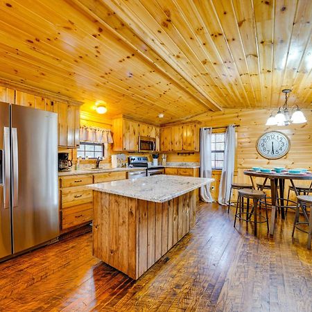 Broken Bow Abode With Hot Tub Less Than 7 Mi To Lake! Villa Exterior photo