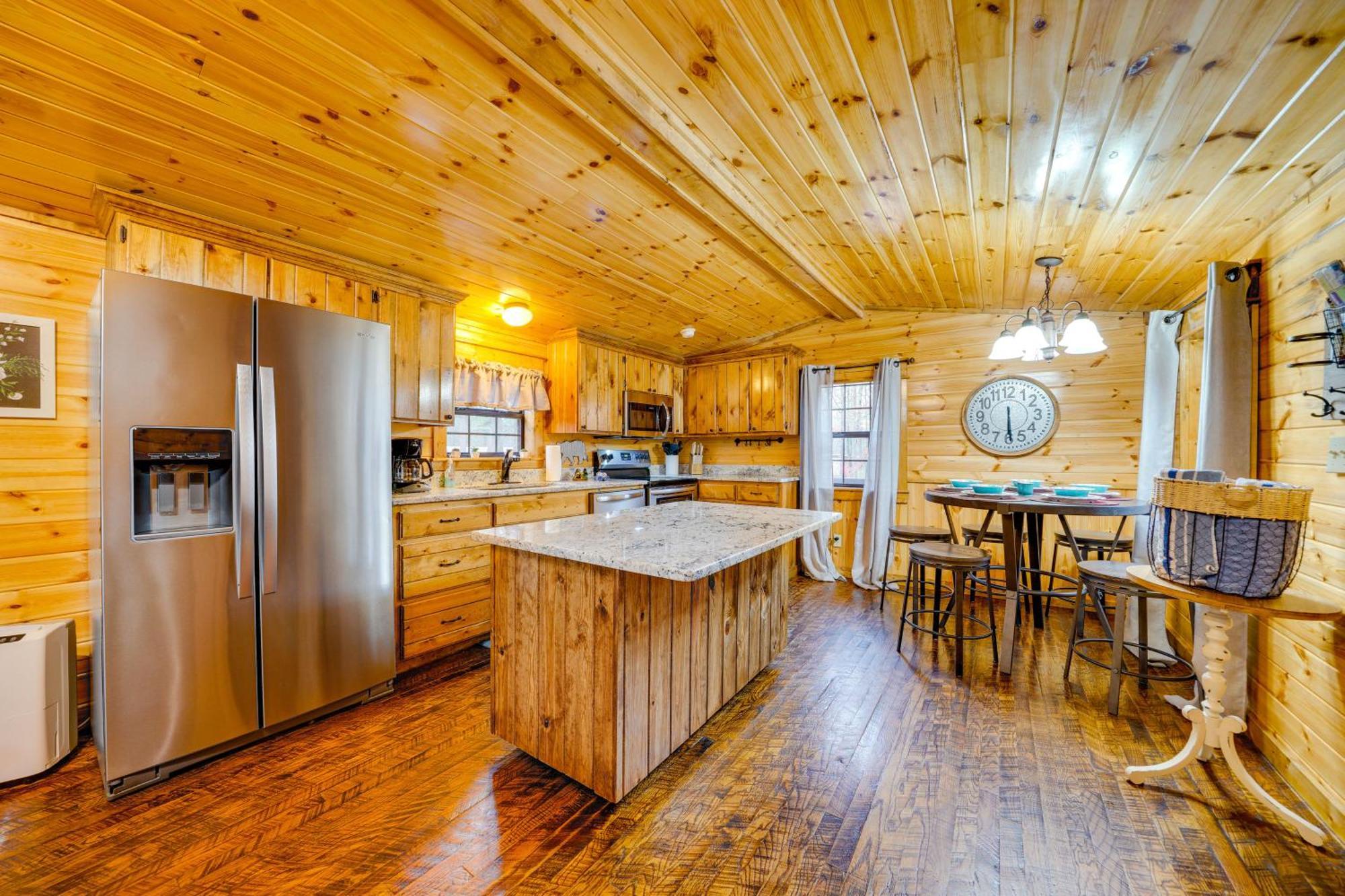 Broken Bow Abode With Hot Tub Less Than 7 Mi To Lake! Villa Exterior photo