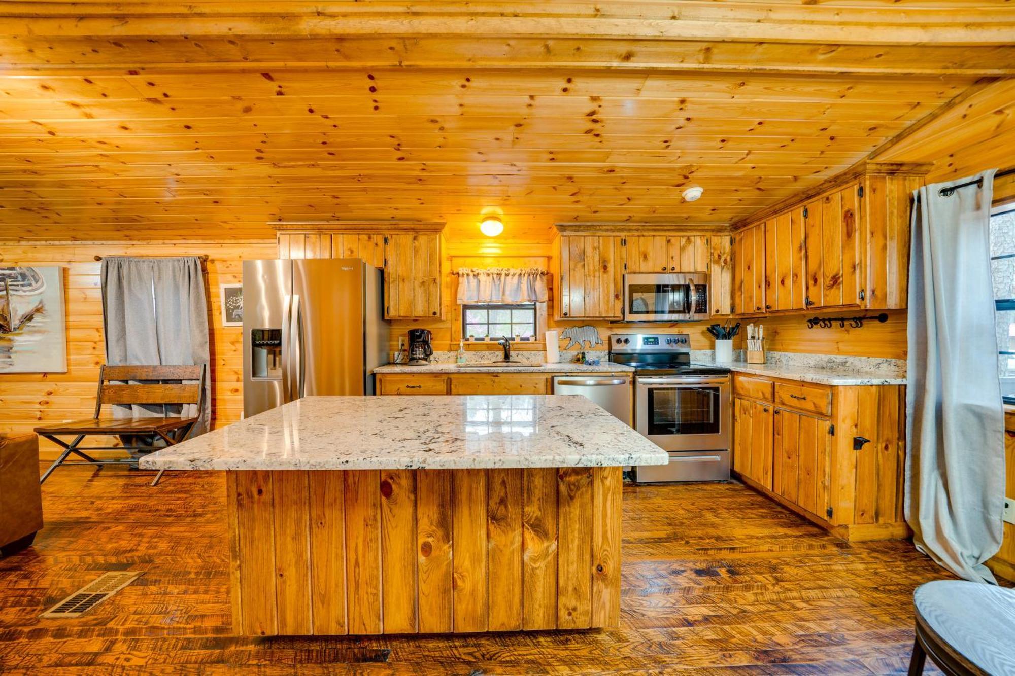 Broken Bow Abode With Hot Tub Less Than 7 Mi To Lake! Villa Exterior photo